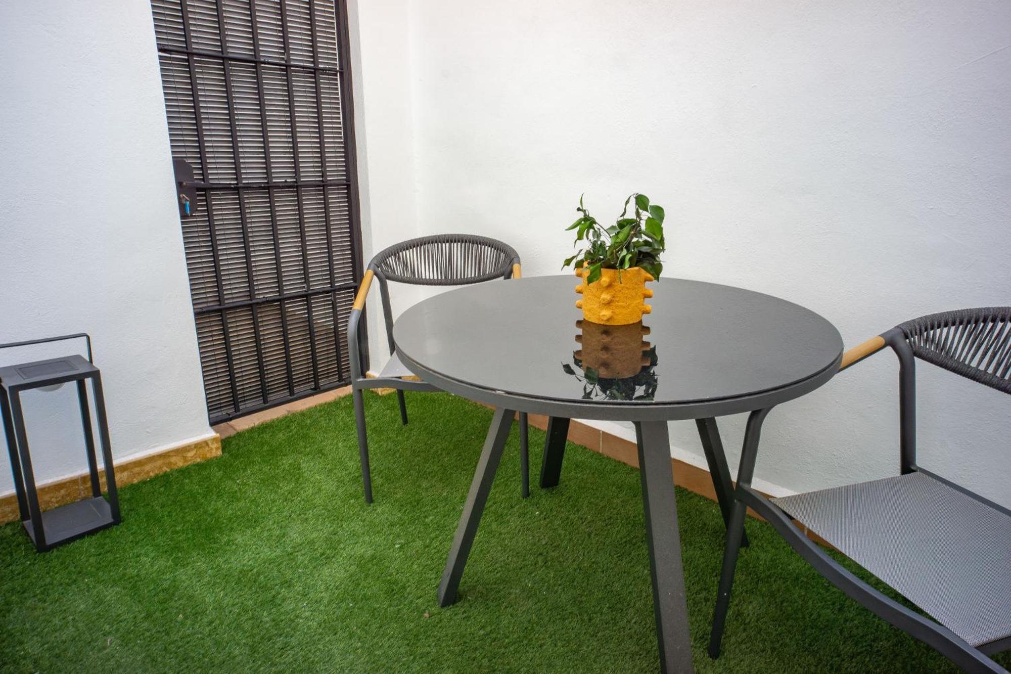Bubu - Apartamentos En El Centro Málaga Dış mekan fotoğraf
