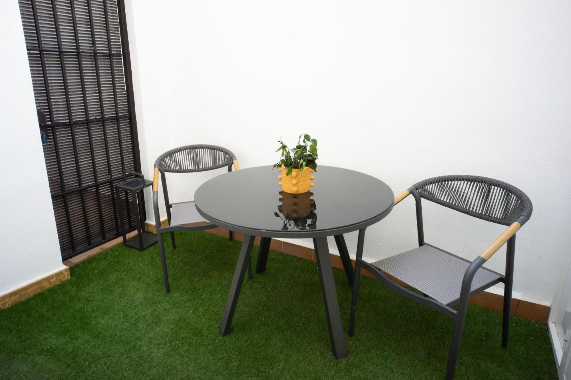 Bubu - Apartamentos En El Centro Málaga Dış mekan fotoğraf