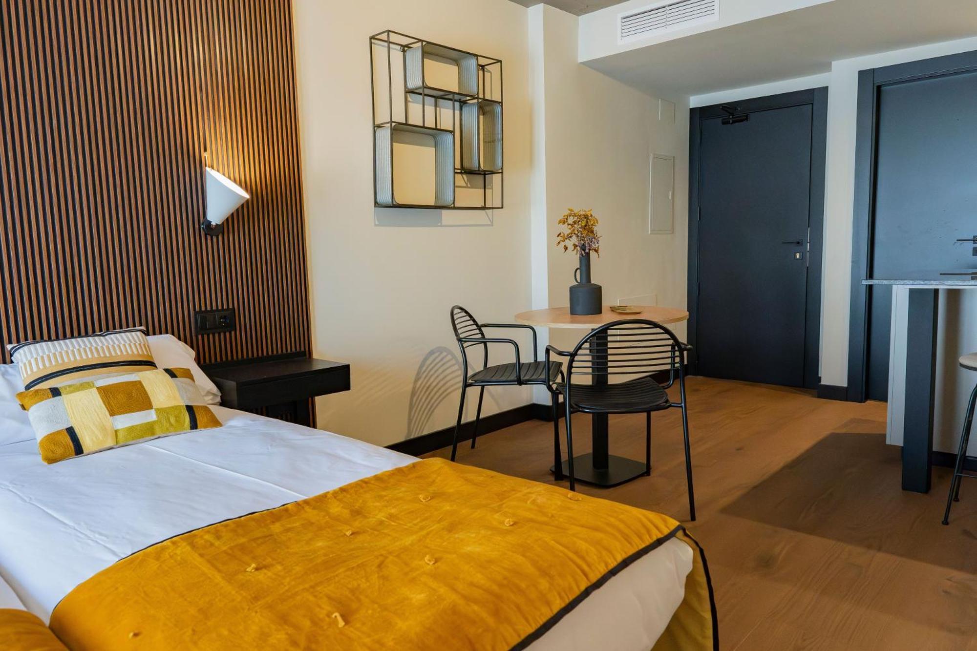 Bubu - Apartamentos En El Centro Málaga Dış mekan fotoğraf