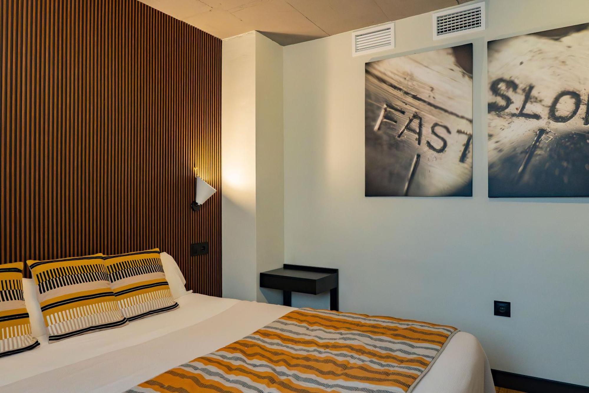 Bubu - Apartamentos En El Centro Málaga Dış mekan fotoğraf