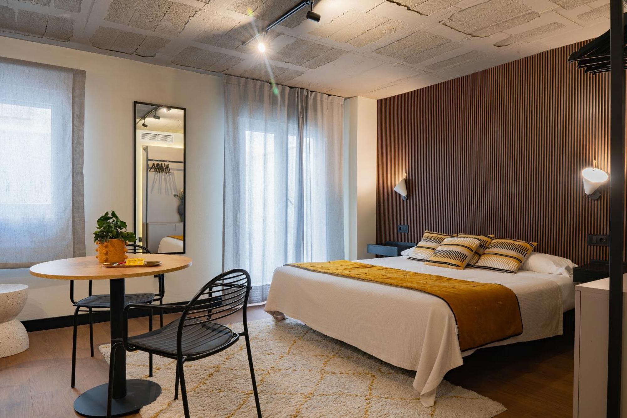 Bubu - Apartamentos En El Centro Málaga Dış mekan fotoğraf