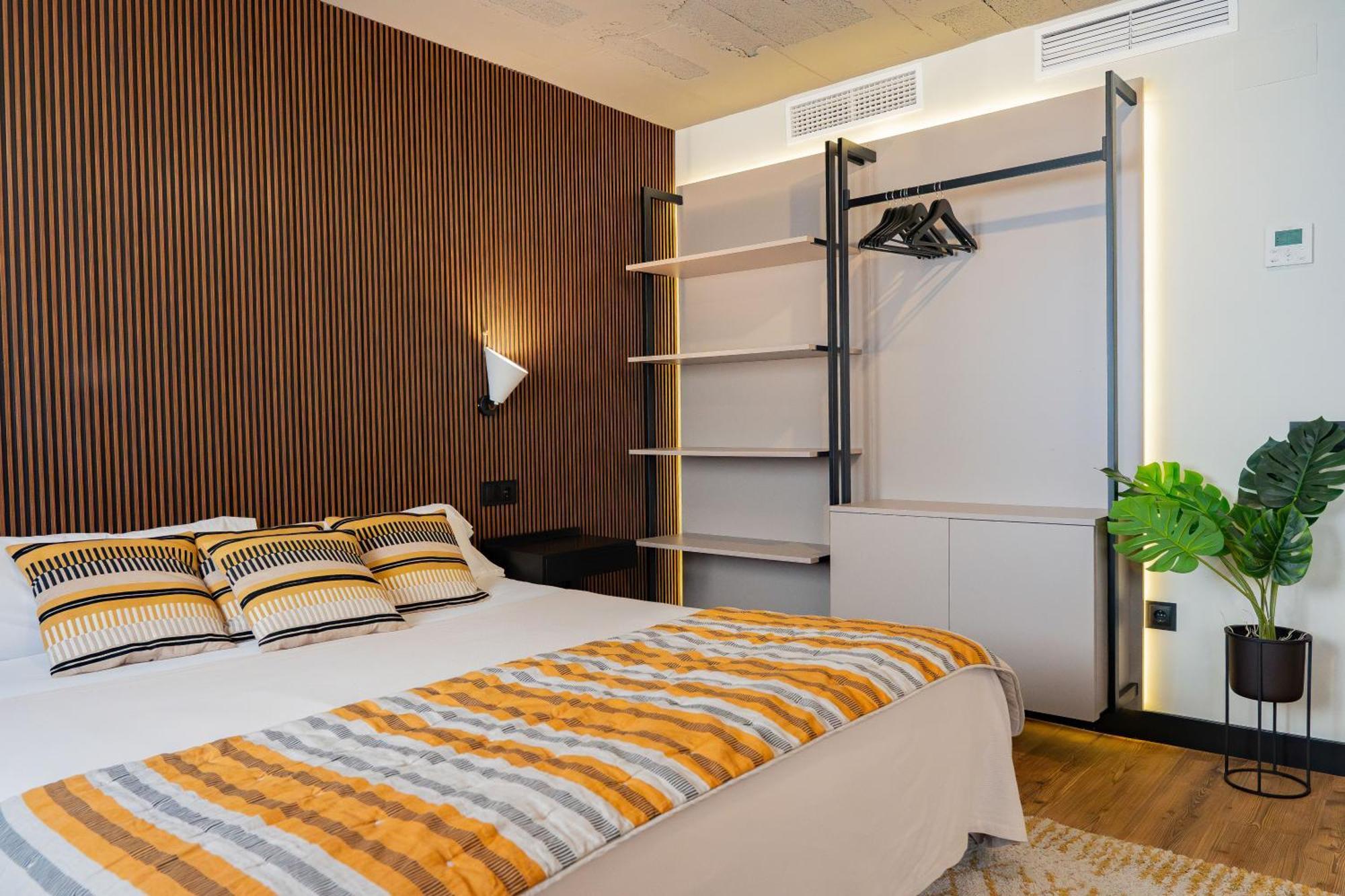 Bubu - Apartamentos En El Centro Málaga Dış mekan fotoğraf